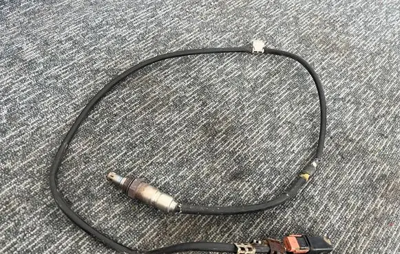 Volkswagen Golf VII Lambda probe sensor 04L906262