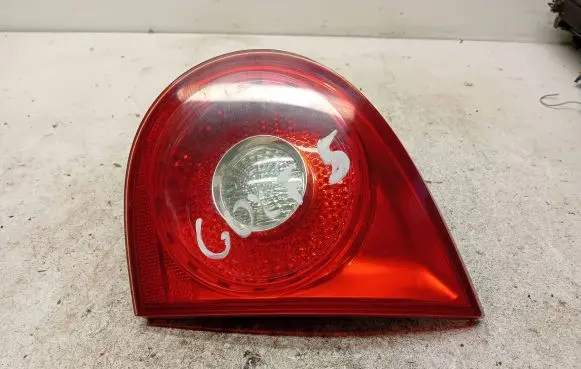 Volkswagen Golf V Tailgate rear/tail lights 1K6945108C