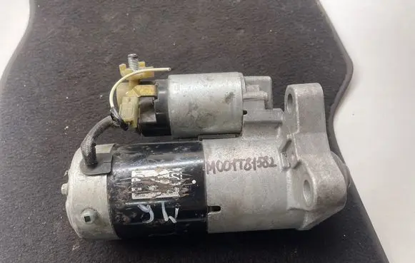 Mazda CX-5 II Starter motor M001T81582