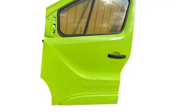 Opel Vivaro Front door