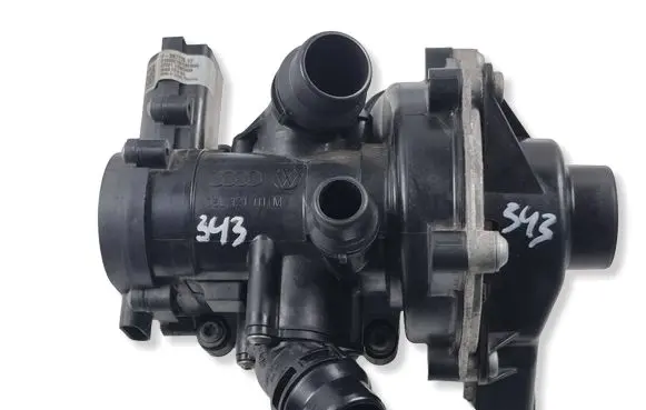 Volkswagen Tiguan Allspace Water pump 06L121012M 06L121111M