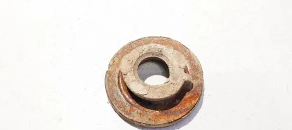 Volkswagen Touran I Front coil spring rubber mount 1k0512297c