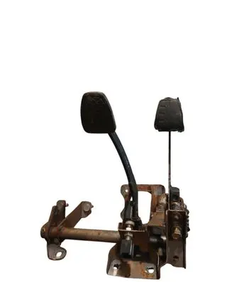 Subaru Forester SF Pedal assembly 