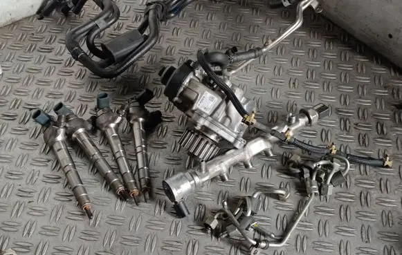 Audi Q5 SQ5 Fuel injection system set 0445010538 04L130755E 0445110471