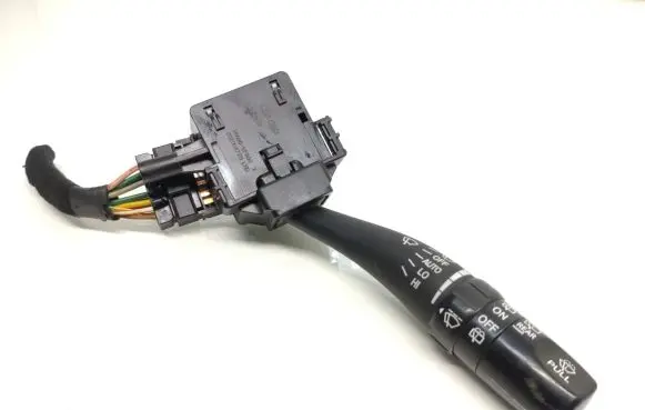 Hyundai Santa Fe Wiper control stalk 202004726