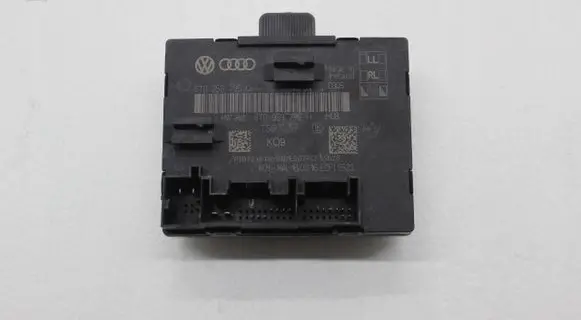 Audi A4 S4 B8 8K Door control unit/module 8T0959795Q