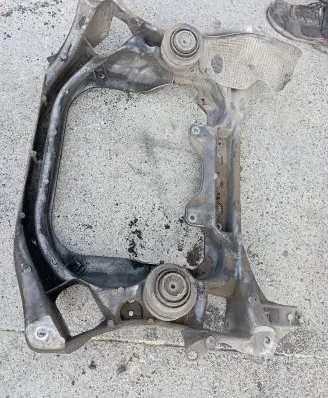 Mercedes-Benz S W220 Rear subframe A2156280057