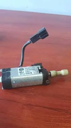 Mercedes-Benz C W203 Steering column adjust motor A2205400288