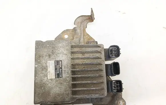 Toyota Corolla Verso AR10 Fuel injection control unit/module 8987120070 1310001371
