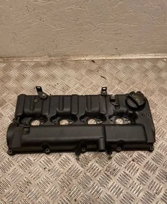 KIA Sorento Rocker cam cover 224104a400