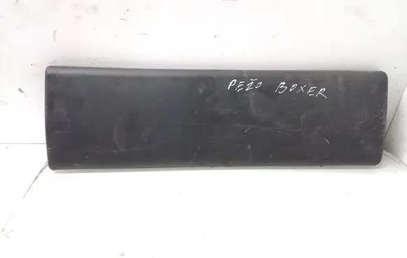 Fiat Ducato Front door trim (molding) 1308133070