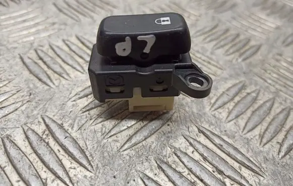 Mazda CX-7 Central locking switch button 