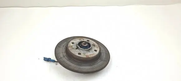 Opel Crossland X Rear wheel hub