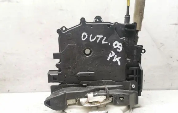 Mitsubishi Outlander Front door lock