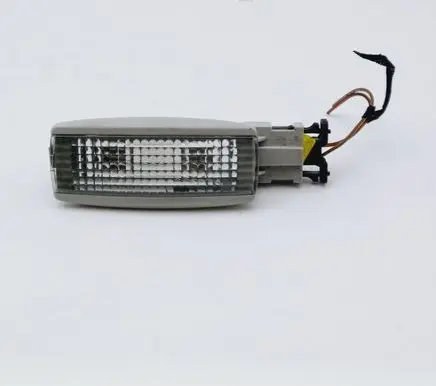Volkswagen Polo IV 9N3 Other interior light 3B0947113