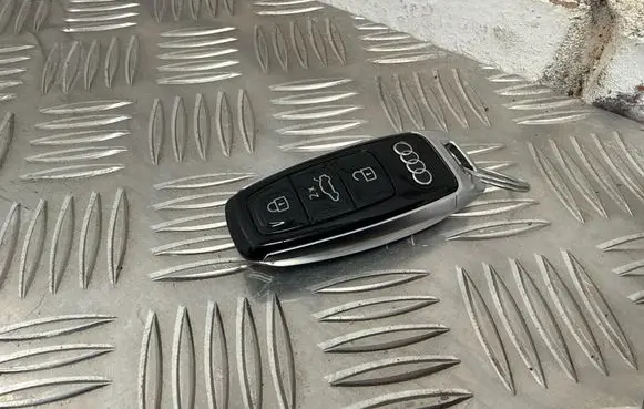 Audi A6 S6 C8 4K Ignition key/card 4N0959754AM