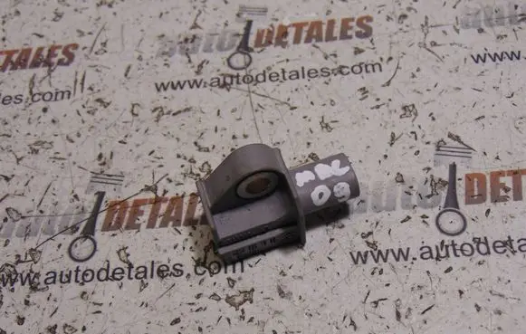 Mercedes-Benz C W204 Airbag deployment crash/impact sensor A2048201985