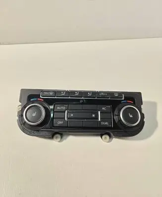 Volkswagen Golf VI Climate control unit 5K0907044BD 5HB00974631