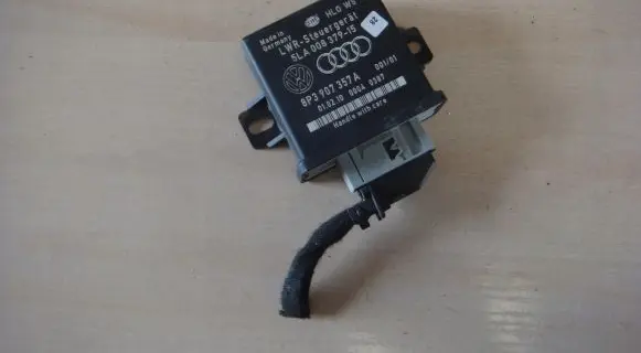 Audi A3 S3 8P Light module LCM 8P3907357A
