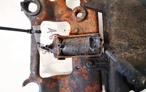 Ford Mondeo Mk III Turbo solenoid valve