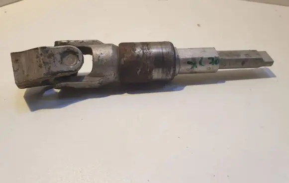 Volvo XC70 Steering column universal joint