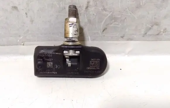Peugeot 407 Tire pressure sensor 9673198580