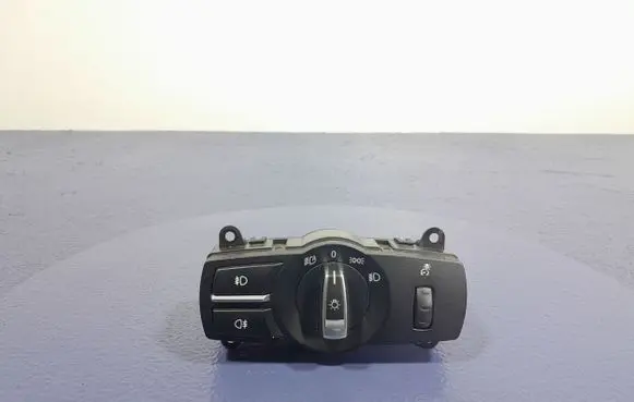 BMW 5 E60 E61 Light switch 9192744