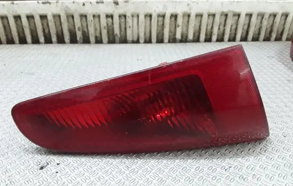 Alfa Romeo 147 Tailgate rear/tail lights 0336900