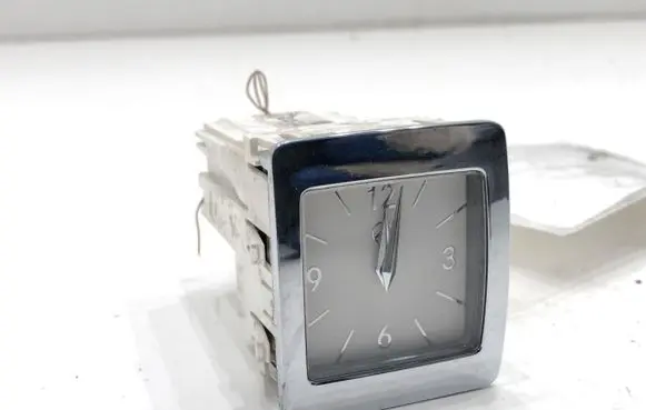 Mercedes-Benz E W212 Clock A2188270270