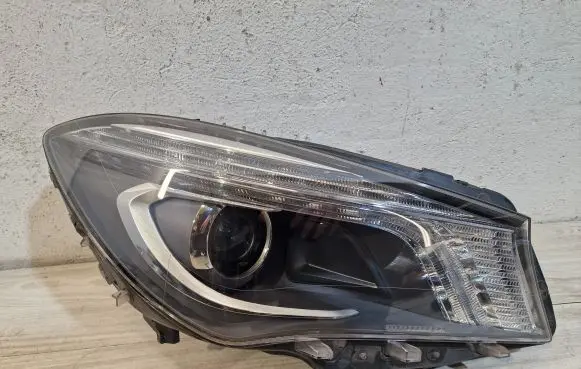 Mercedes-Benz CLA C117 X117 W117 Headlight/headlamp A1179065200