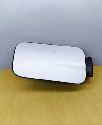 Mercedes-Benz E W212 Fuel tank cap A0005846517