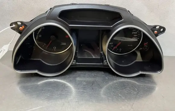 Audi A5 8T 8F Speedometer (instrument cluster) DOAUDIA58T3.0TDI