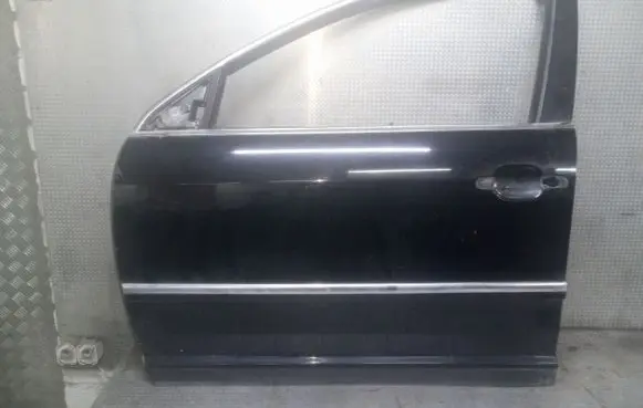 Volkswagen Phaeton Front door