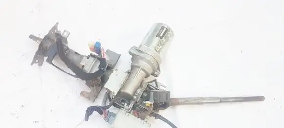 Hyundai Getz Power steering pump 563001c700 52243042