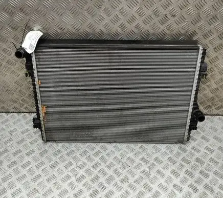 Cupra Formentor Coolant radiator 5WA121251H 5WA121205B