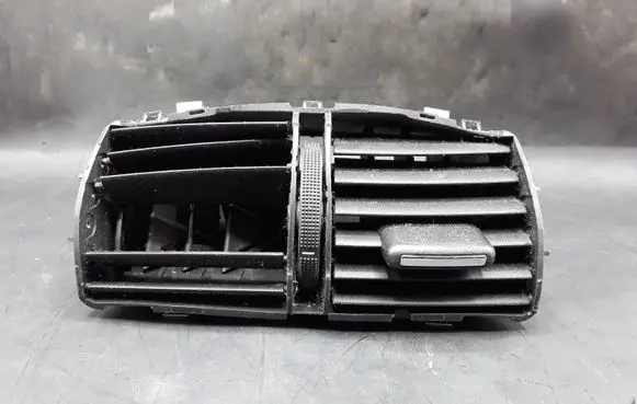 Opel Insignia A Rear air vent grill 13274338
