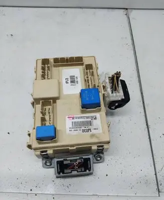Hyundai i20 (PB PBT) Fuse module 919501J030 1008902039 1J0300809030142