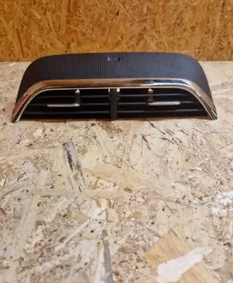 Skoda Octavia Mk4 Dash center air vent grill 5E3820951G 02102023 21082023