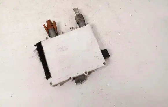 Antenna control unit
