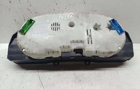 Audi A4 S4 B5 8D Speedometer (instrument cluster) 8L0919272A 270598