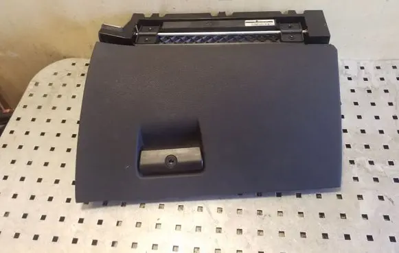 Glove box set