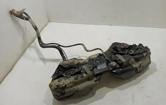 Mercedes-Benz CLS C218 X218 Fuel tank A2124708901