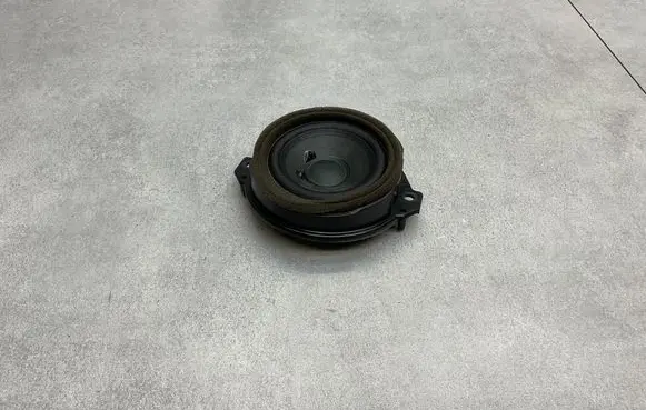 Audi Q3 8U Front door speaker 8U0035416A