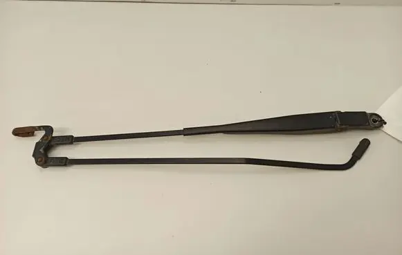 Peugeot 107 Front wiper blade arm