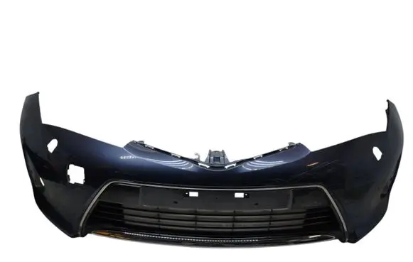Toyota Auris E180 Front bumper 5211902A20