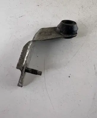 Dacia Logan I Radiator mount bracket TUROVERA08 695121