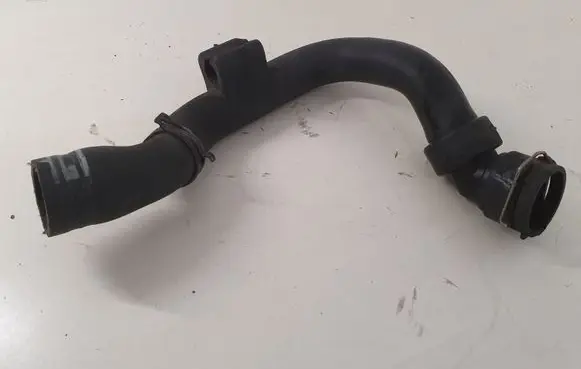 Audi A4 S4 B7 8E 8H Engine coolant pipe/hose 8E0121101C
