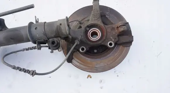 Opel Corsa D Front wheel hub spindle knuckle