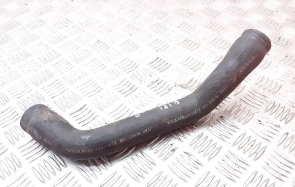 Volvo XC90 Engine coolant pipe/hose 08674873