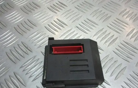 Renault Vel Satis Central body control module 8200079014